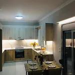 Liri's Апартаменты