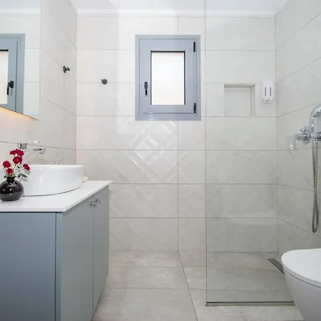 Liri's Apartamento Kalamákion