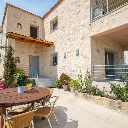 Liri's Apartamento Kalamákion