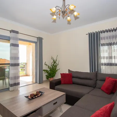 Διαμέρισμα Liri's *